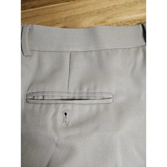 Joseph & Feiss Men's Dress Pants Size 44x30 Wool Blend Cuffed Pleated Tan Soft - Picture 8 of 8